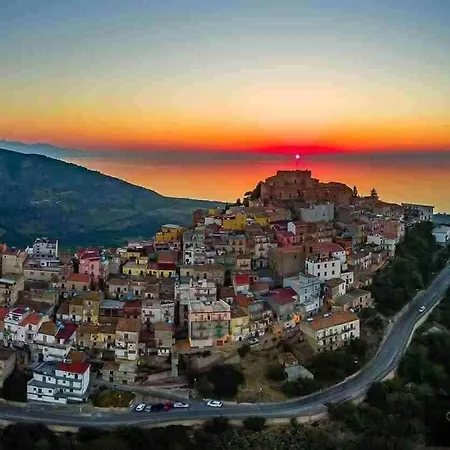 La Casa Dei Nonni Caronia